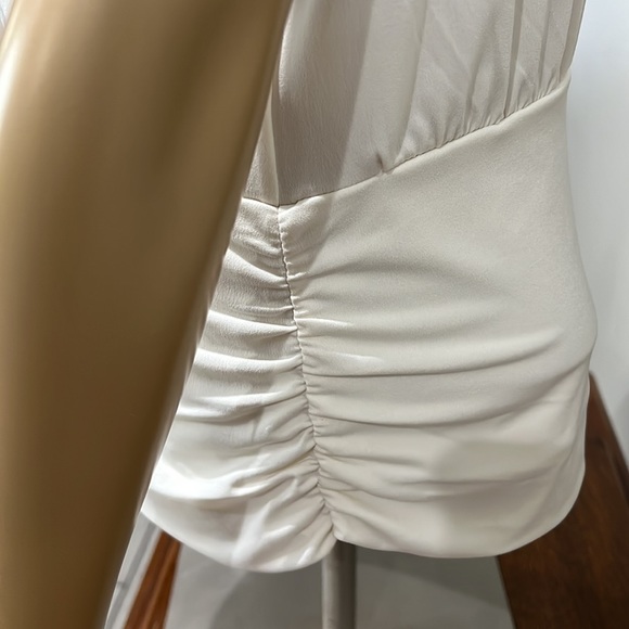 Ivory Rouched Express Top, Size L - Picture 3 of 4